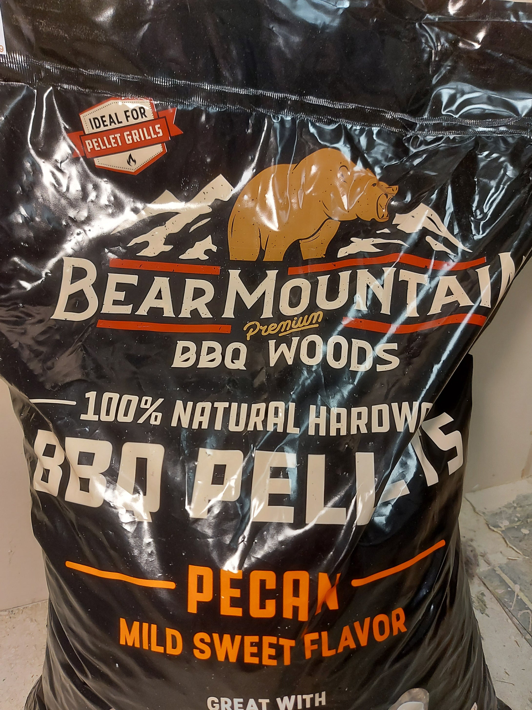 Bear Mountain Pecan BBQ Pellets
